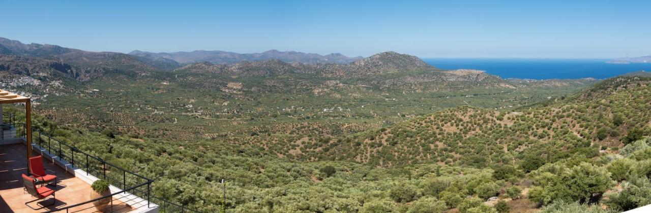Villa Dio Petres Kroustas エクステリア 写真