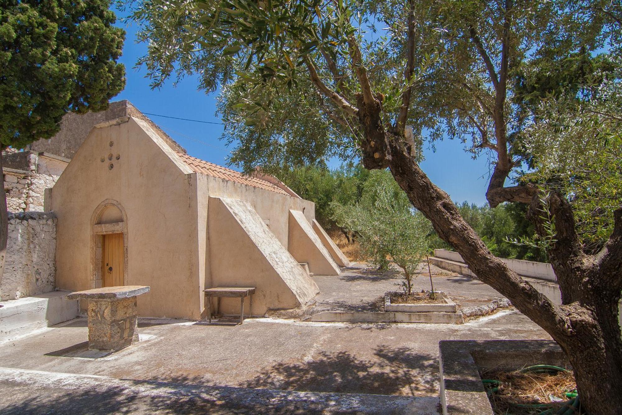 Villa Dio Petres Kroustas エクステリア 写真